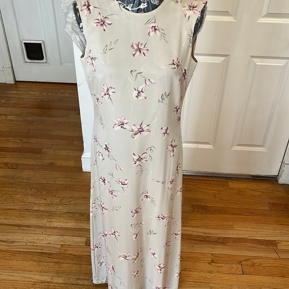 Brooks Brothers size 8 Ivory silk floral print maxi dress bias cut movement - Picture 5 of 13